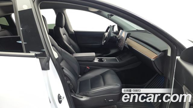 Tesla Model Y 2021