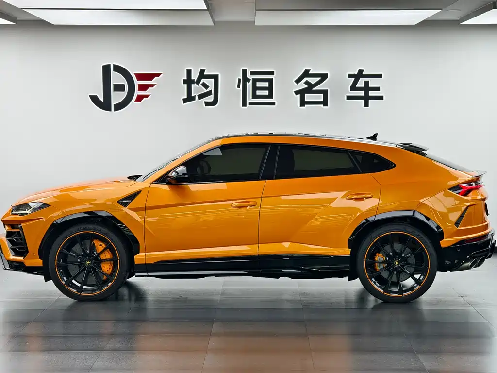 Lamborghini Urus 2022