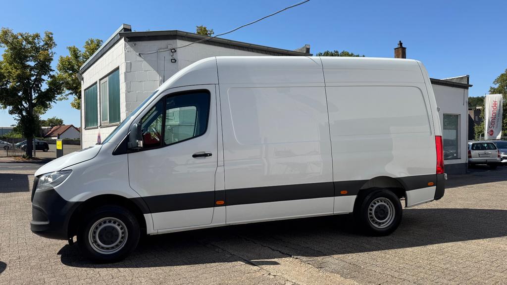 Mercedes-Benz SPRINTER 2022