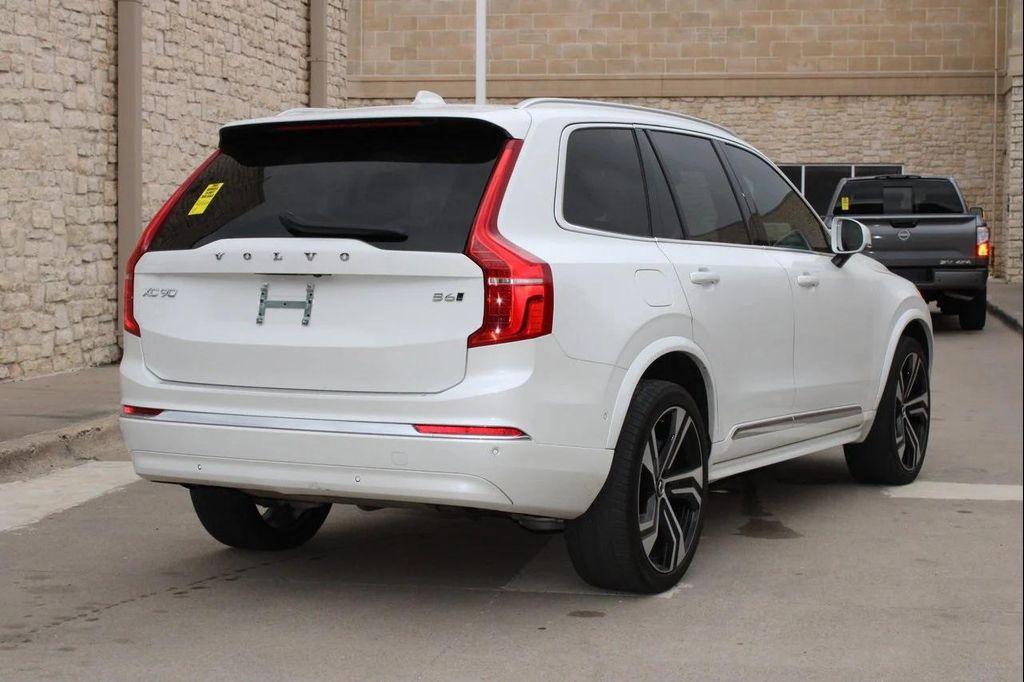 Volvo XC90 2025
