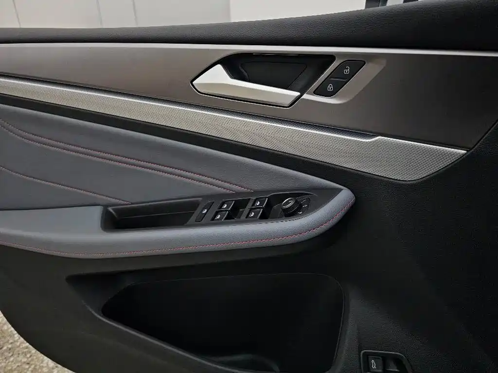 Volkswagen Lamando 2025