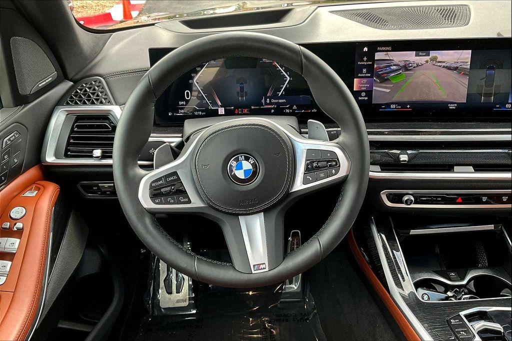 BMW X7 2023