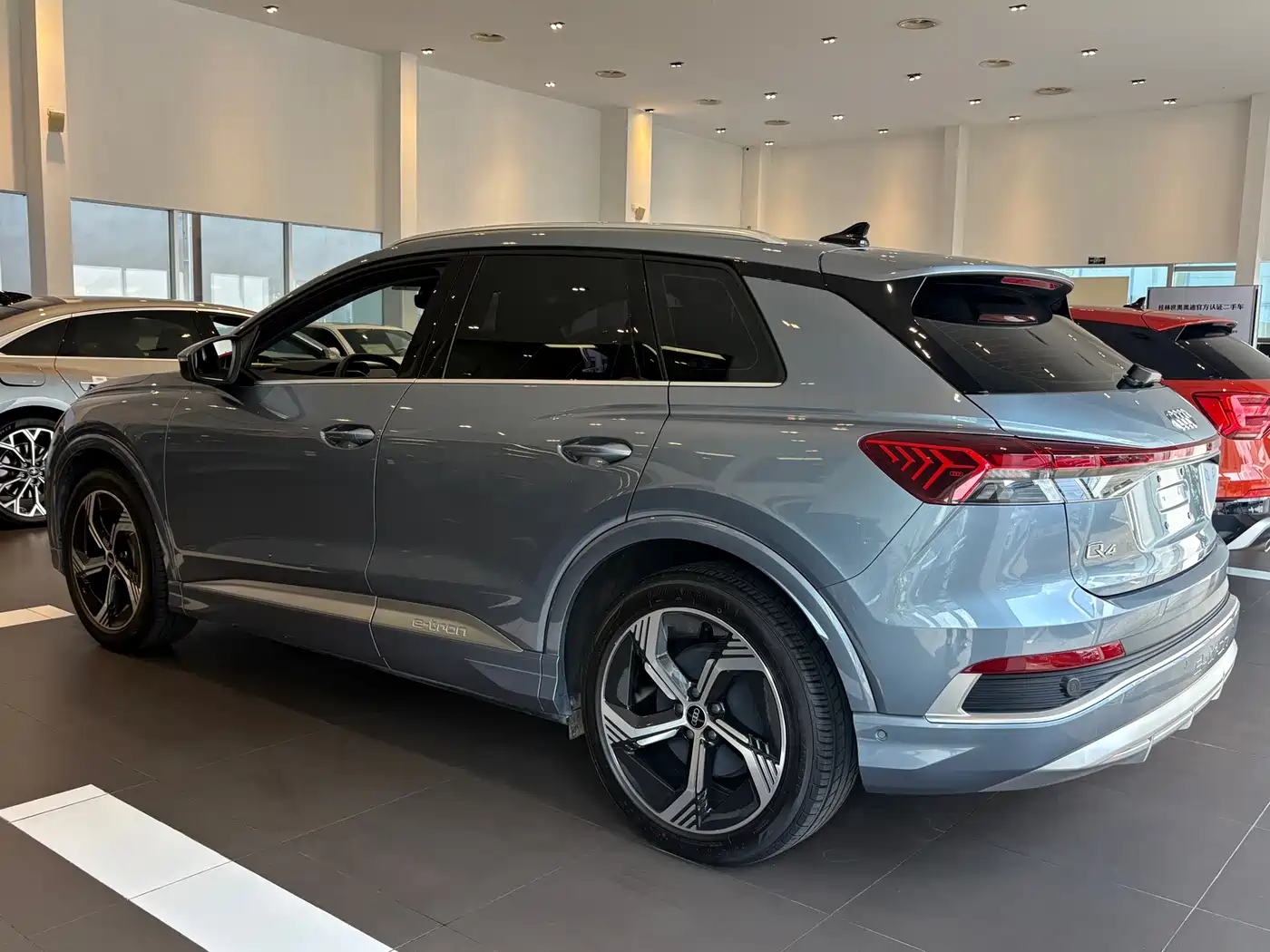 Audi Q4 e-tron 2023
