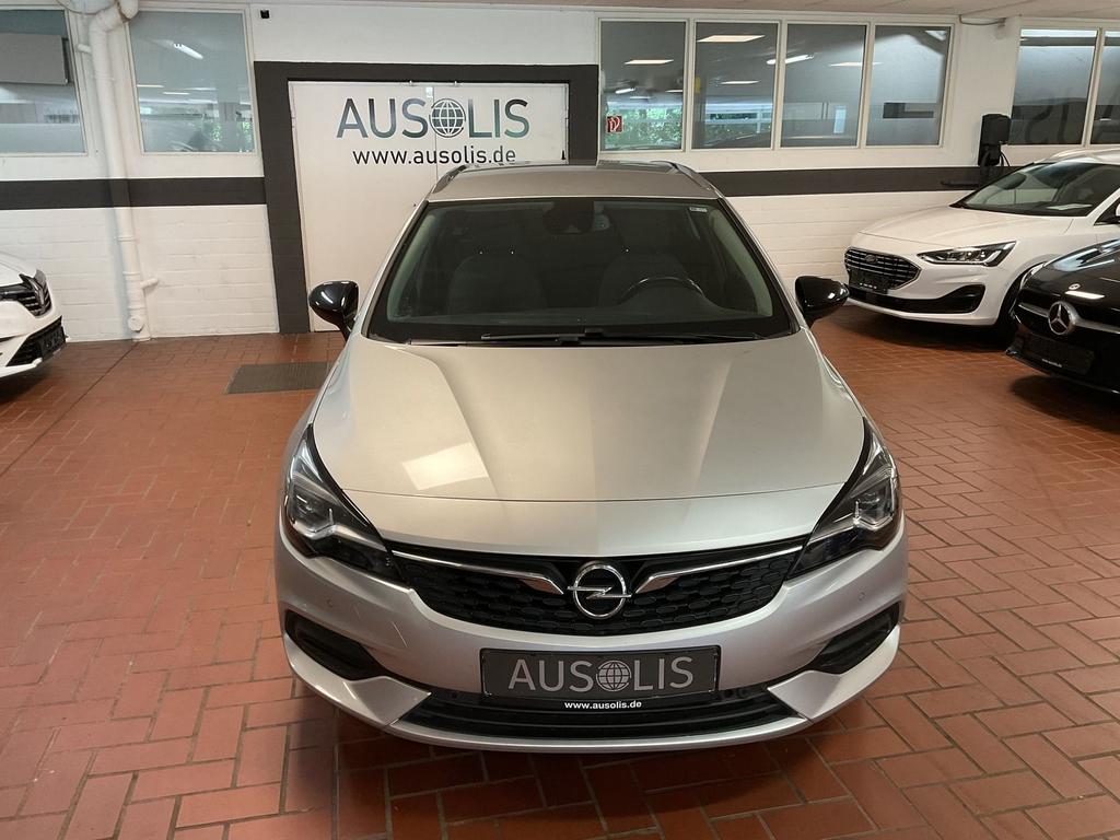 Opel Astra 2022