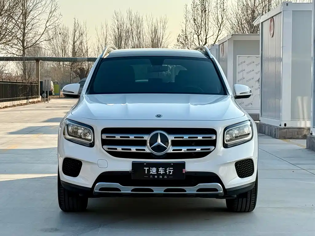 Mercedes-Benz GLB 2021