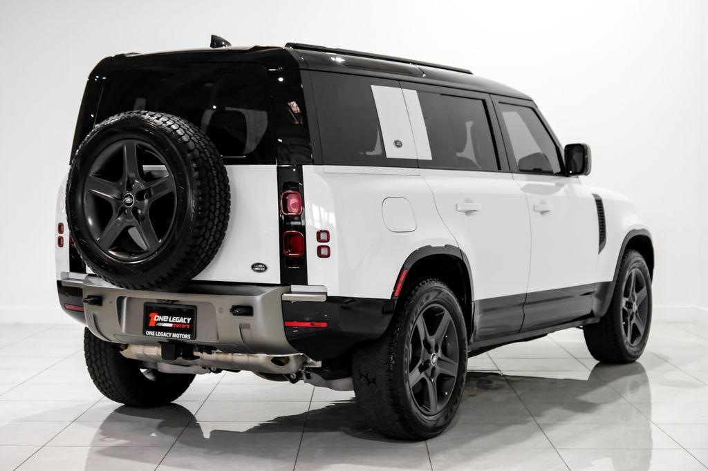 Land Rover Defender 2023