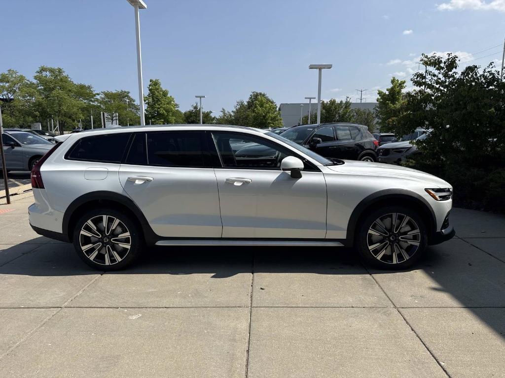 Volvo V60 Cross Country 2026