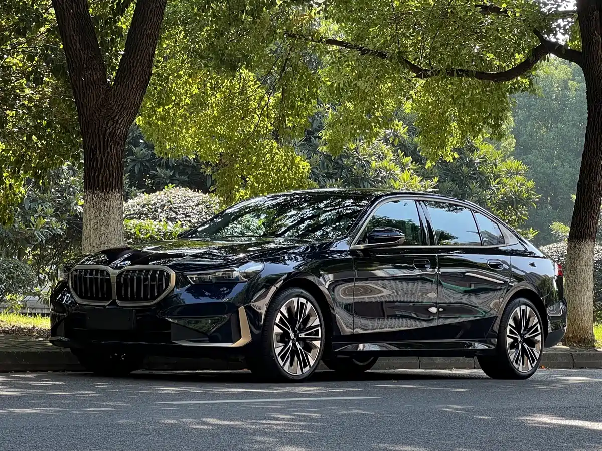 BMW 5 серии 2026