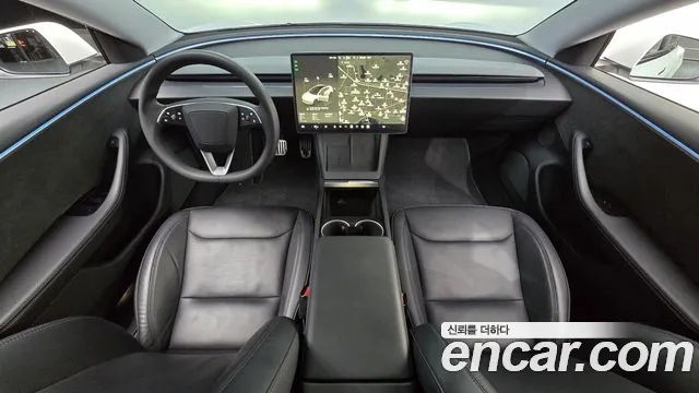 Tesla Model 3 2024