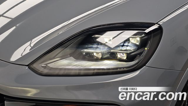 Porsche Cayenne 2024
