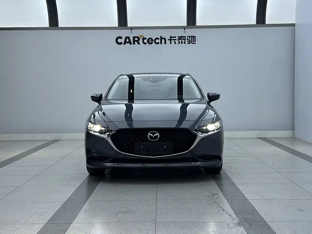Mazda 3 2023