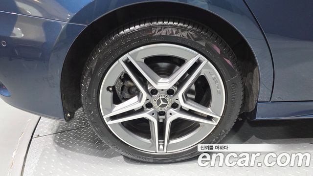 Mercedes-Benz A-Класс 2022