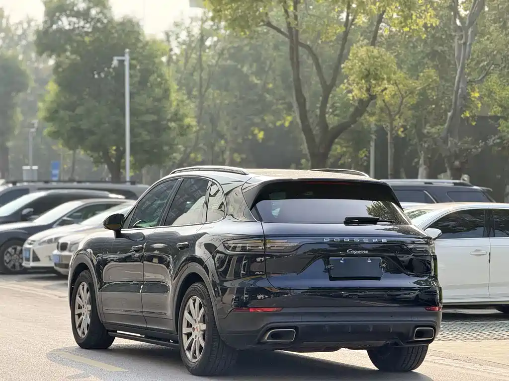 Porsche Cayenne 2020