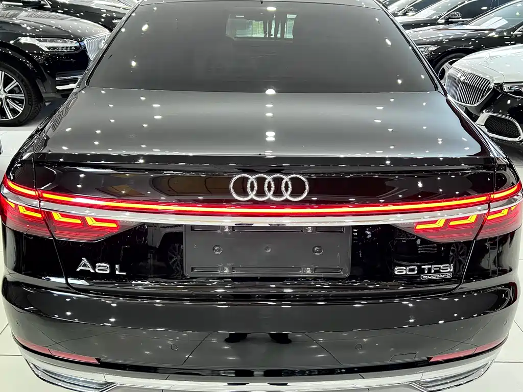 Audi A8 2022