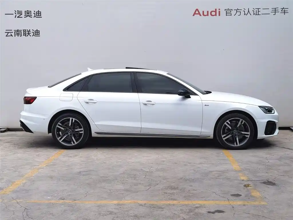 Audi A4 2022
