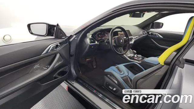 BMW M4 2022