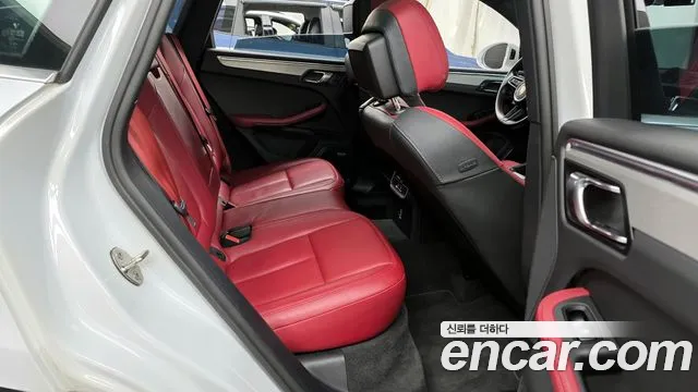 Porsche Macan 2023