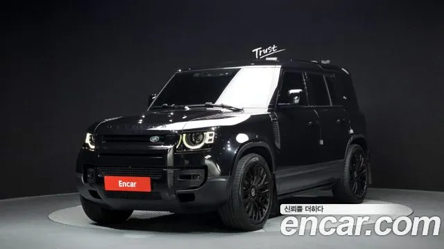 Land Rover Defender 2022