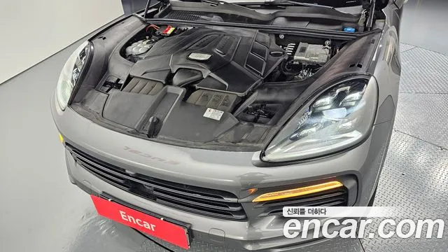 Porsche Cayenne 2020