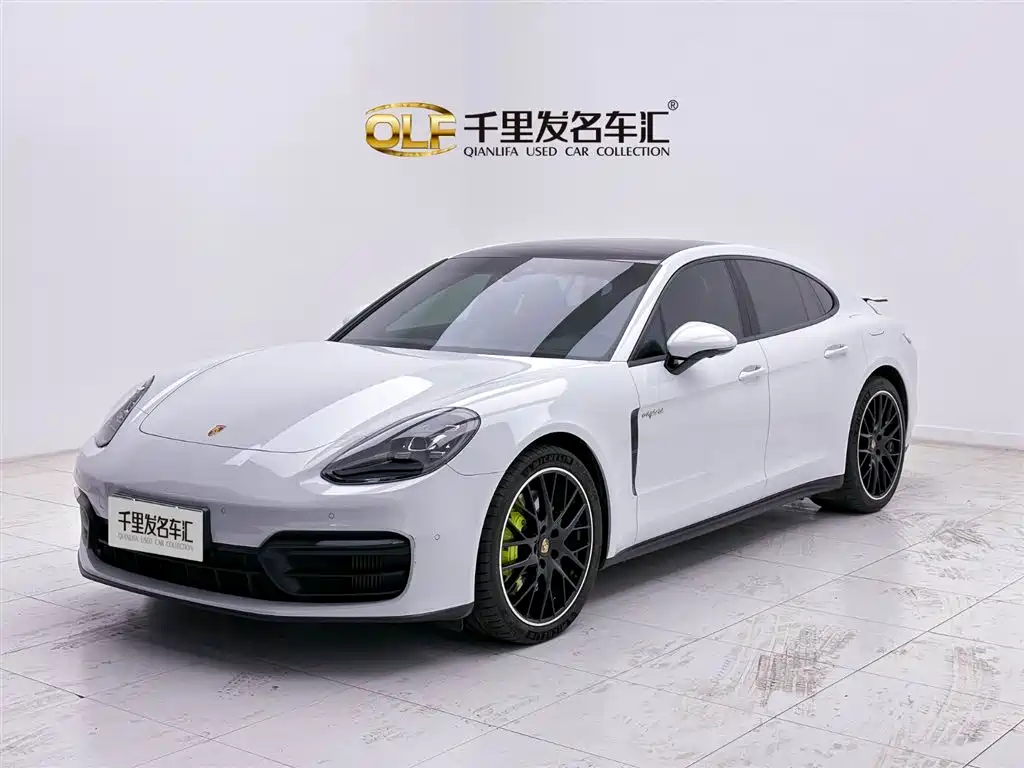 Porsche Panamera 2023