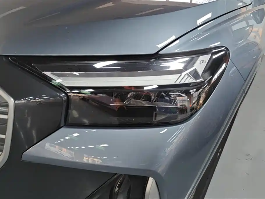 Audi Q4 e-tron 2023