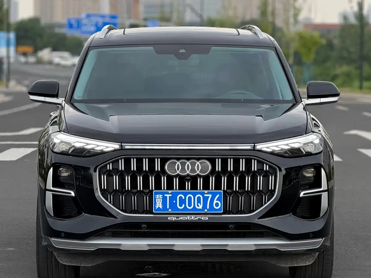 Audi Q6 2025
