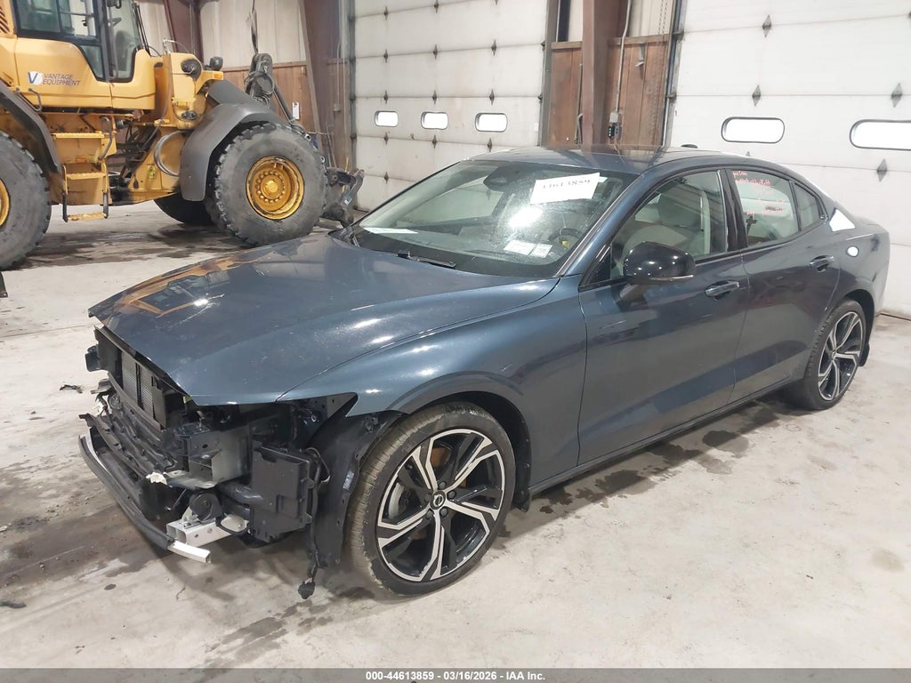 Volvo S60 2024