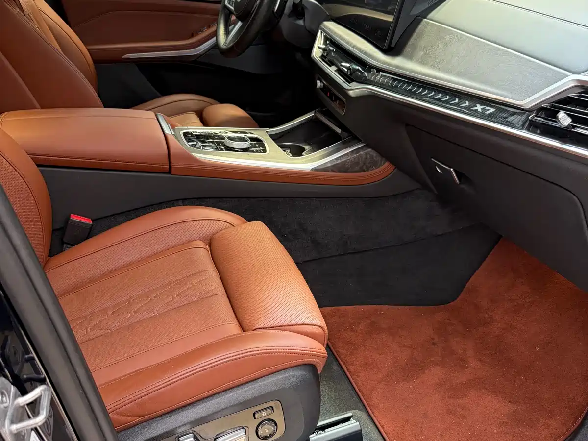 BMW X7 2024