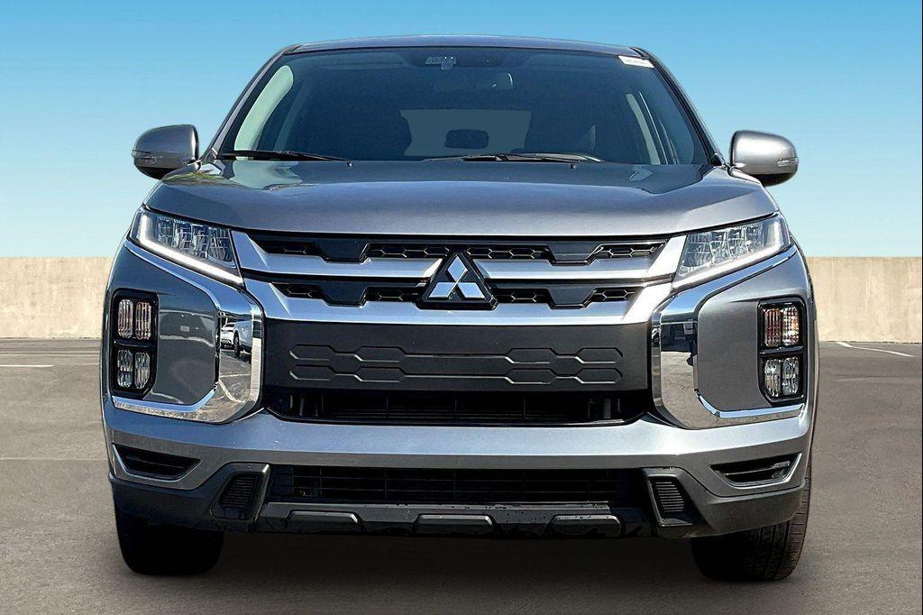 Mitsubishi Outlander Sport 2025