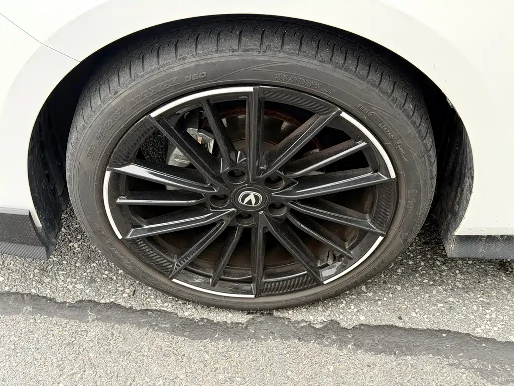 Changan UNI-V 2024