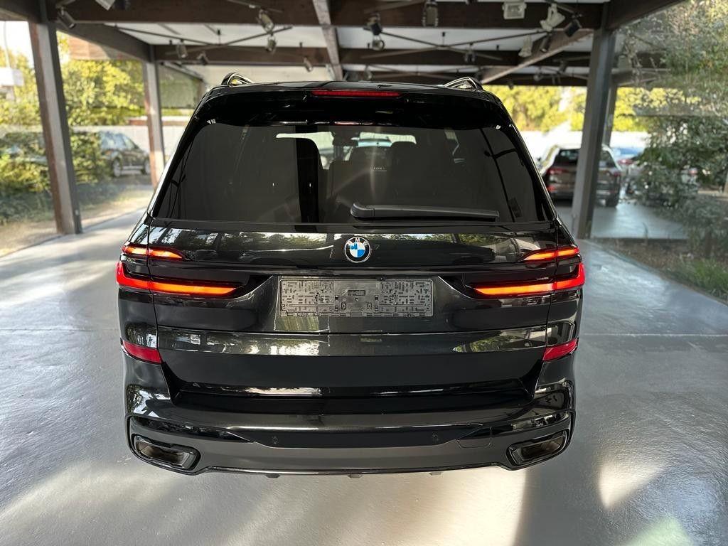 BMW X7 2024