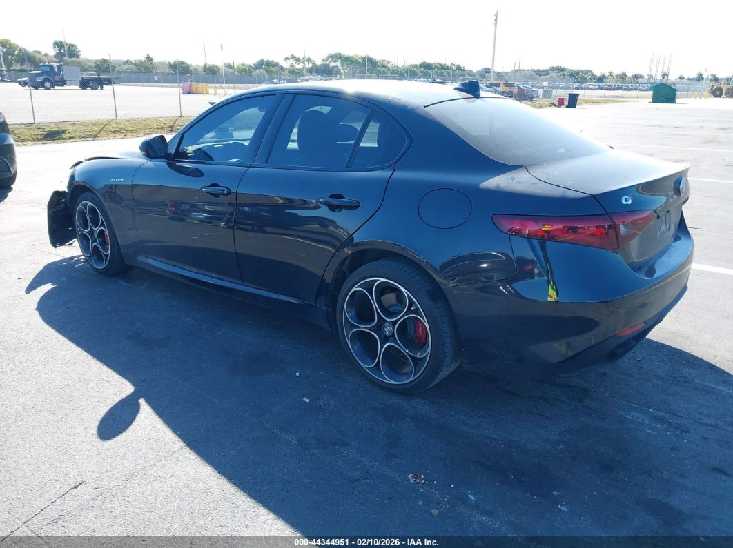 Alfa Romeo Giulia 2022