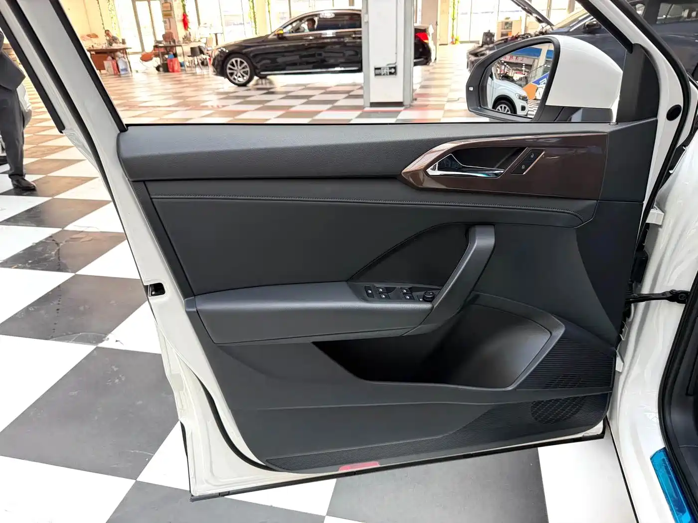 Volkswagen Tharu 2022
