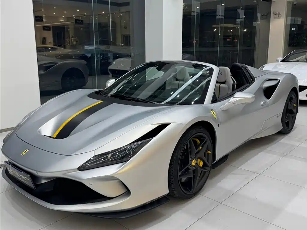 Ferrari F8 2023