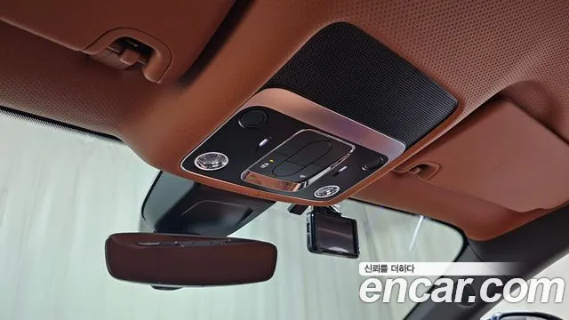 Bentley Continental 2021