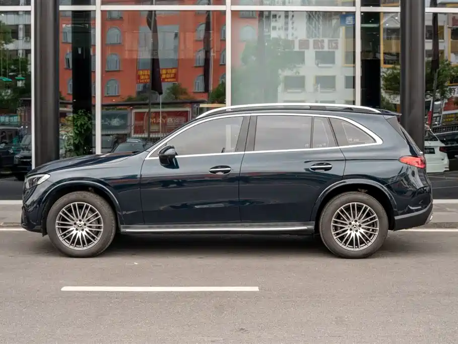 Mercedes-Benz GLC 2024