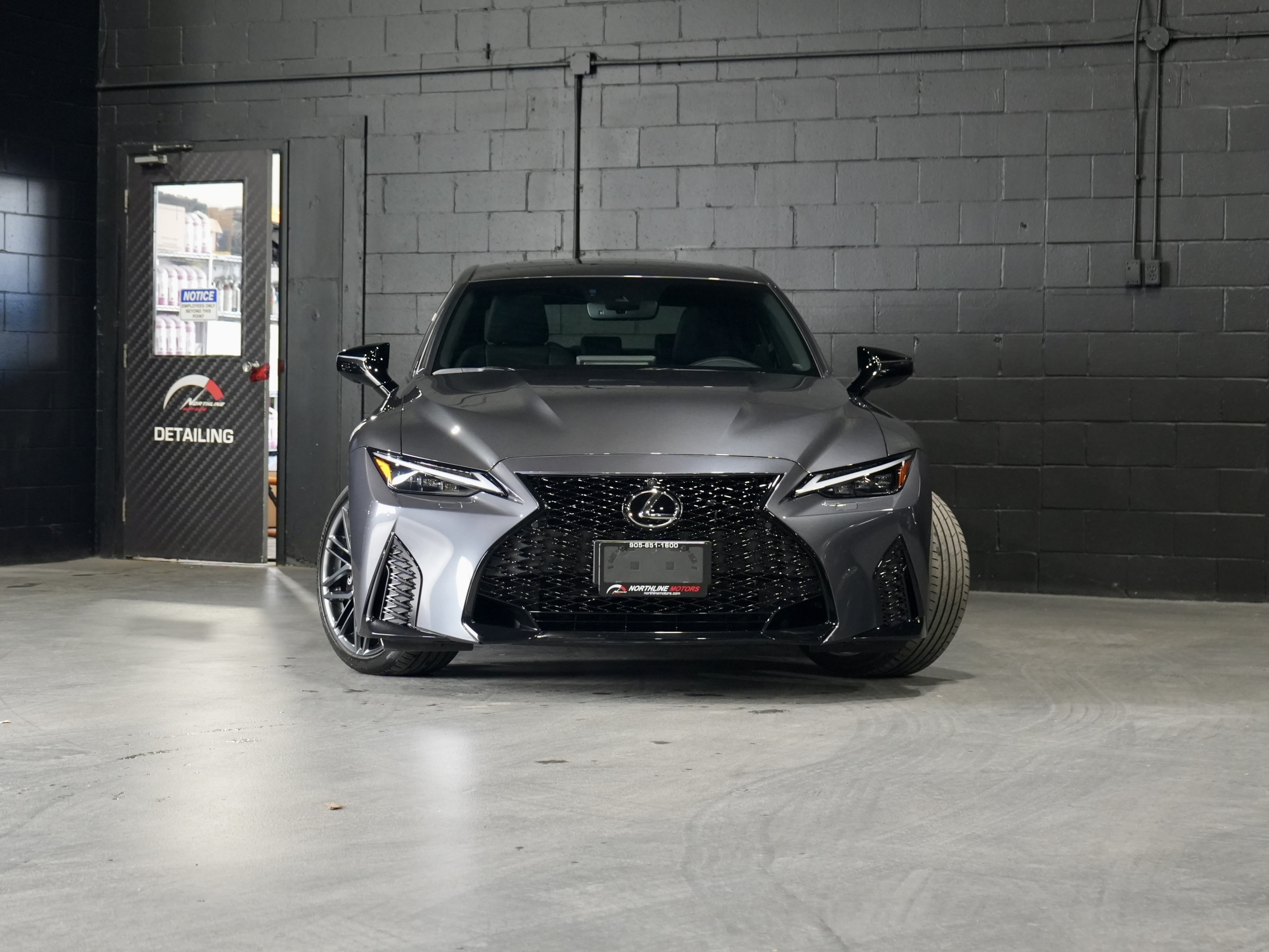 Lexus IS 2025