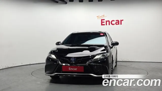Toyota Camry 2023