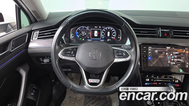 Volkswagen Passat 2022