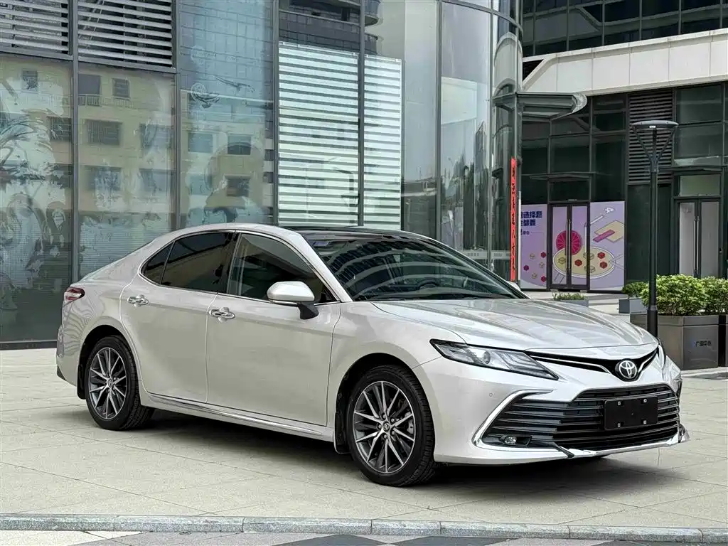 Toyota Camry 2024