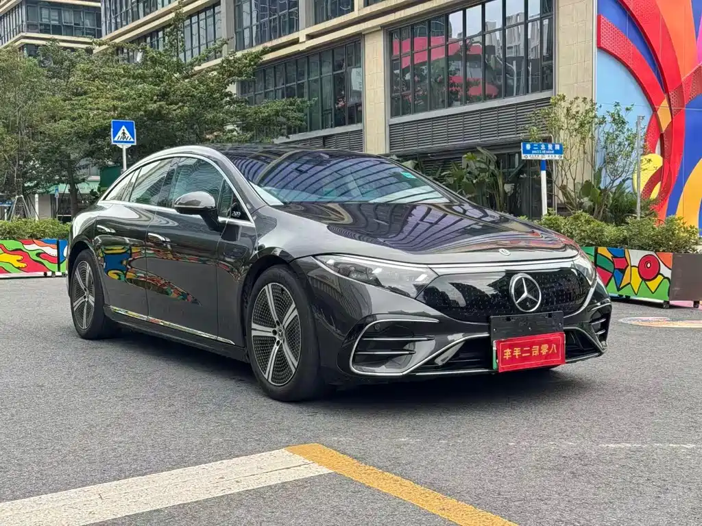 Mercedes-Benz EQS 2024