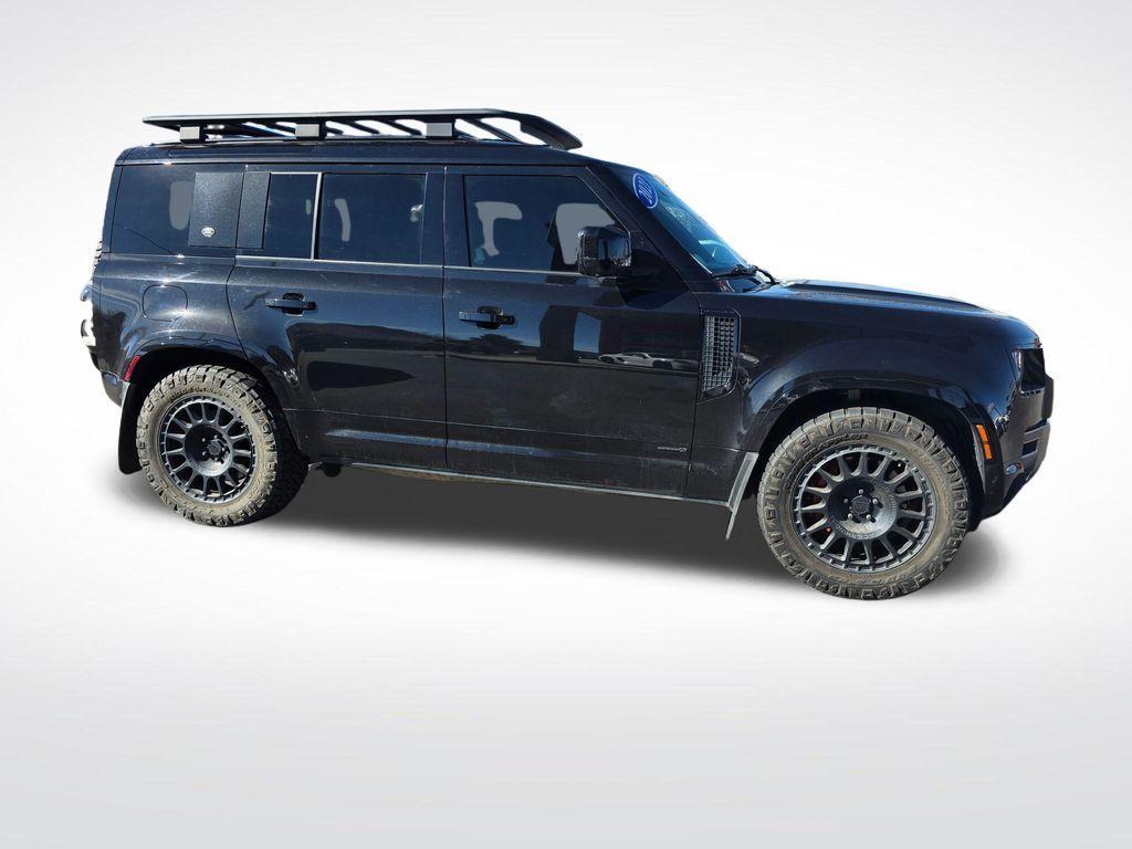 Land Rover Defender 2021