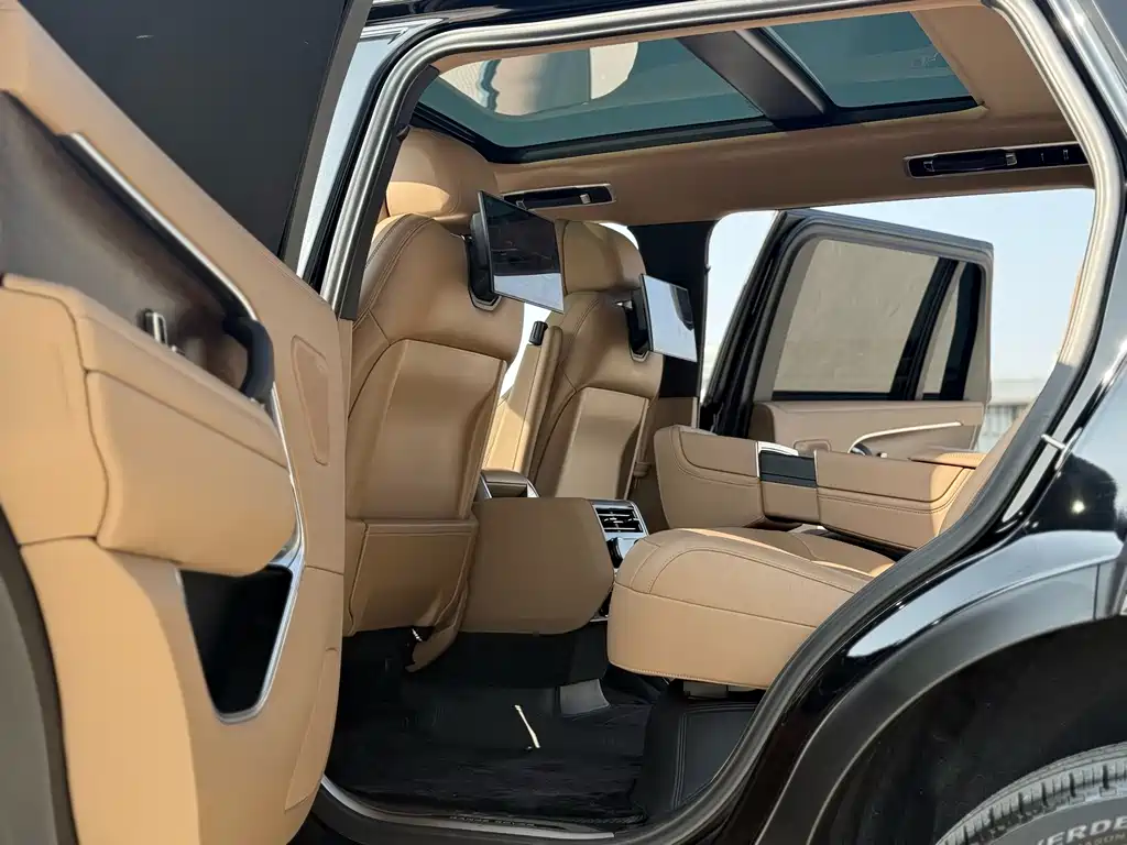 Land Rover Range Rover 2024