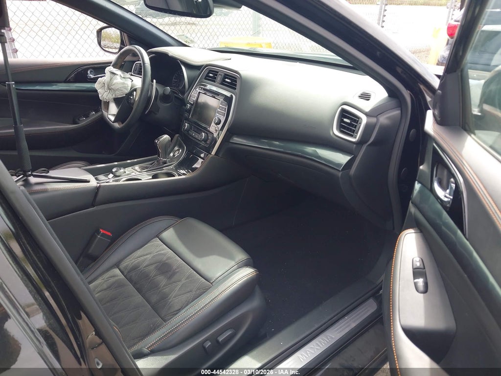 Nissan Maxima 2022