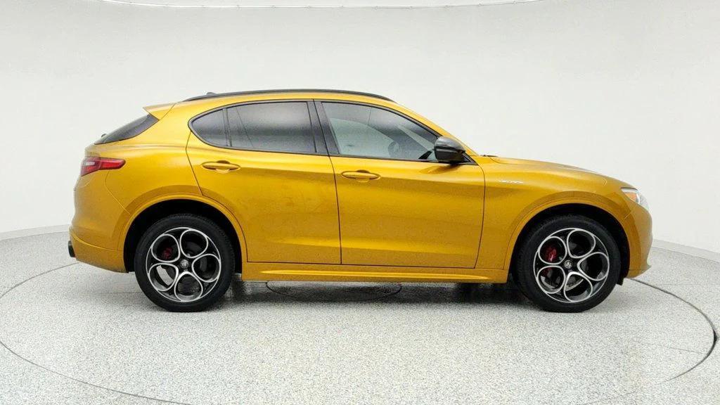 Alfa Romeo Stelvio 2023