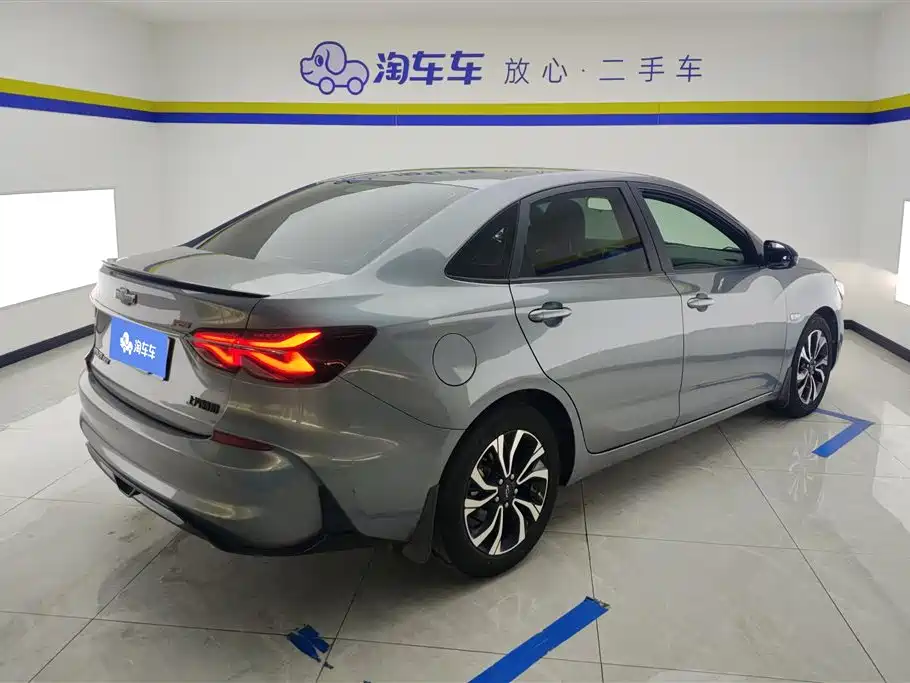 Chevrolet Cruze 2021