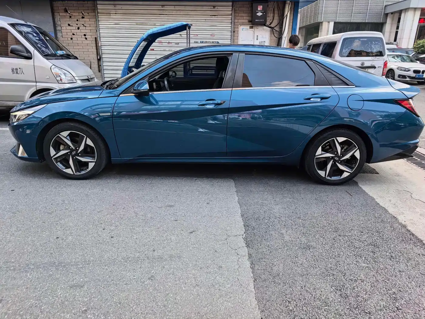 Hyundai Elantra 2021