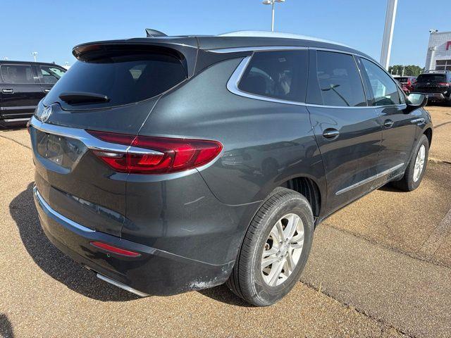 Buick Enclave 2021