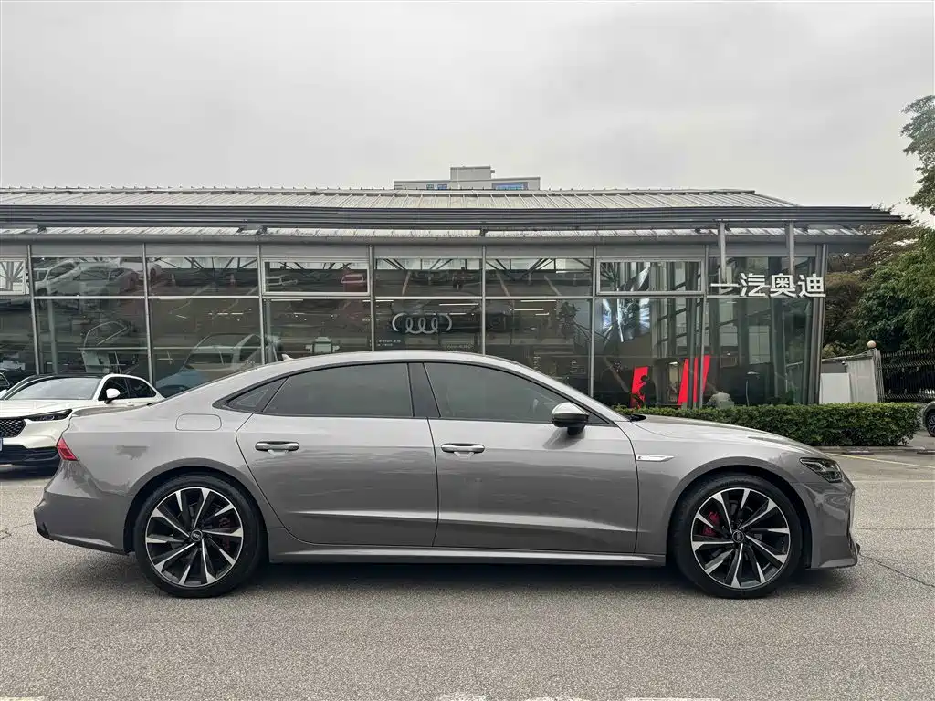 Audi A7 2023