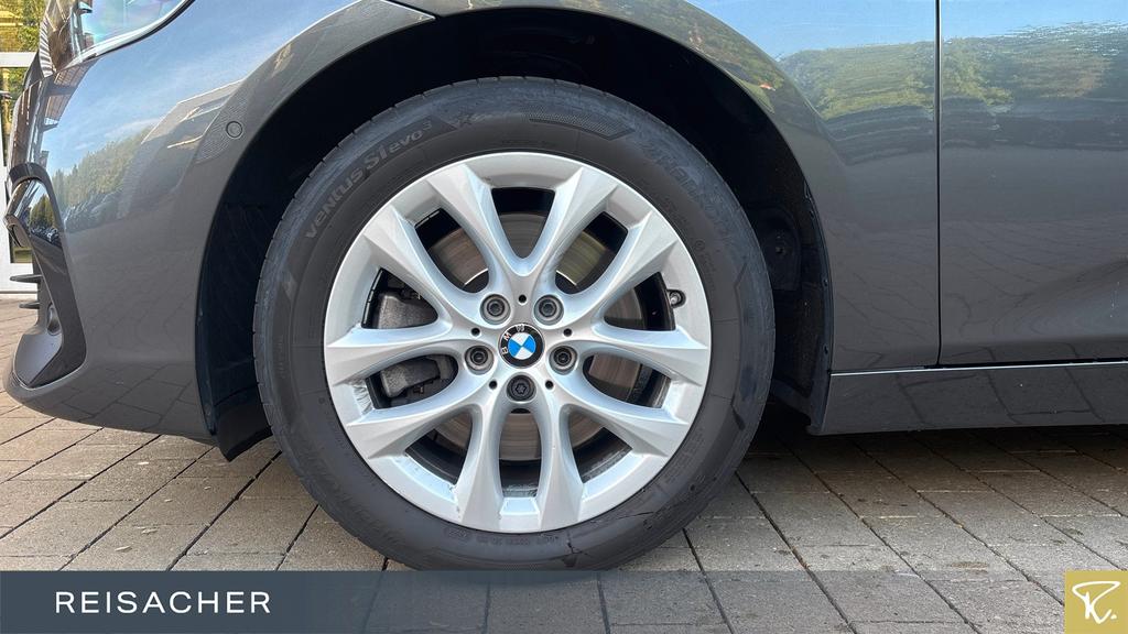 BMW 218 2022